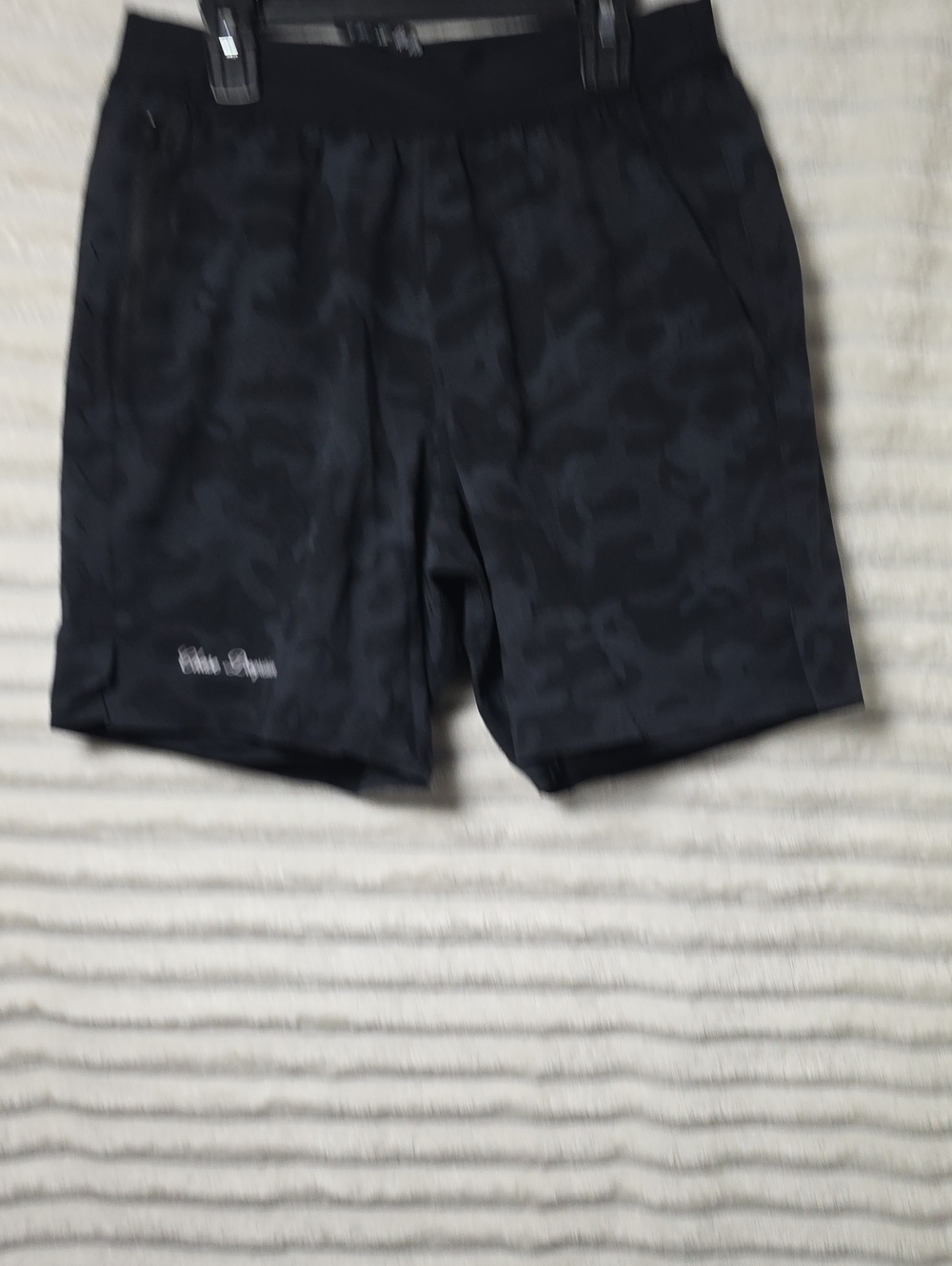 0362 Ten‎ Thousand 7" Interval Shorts